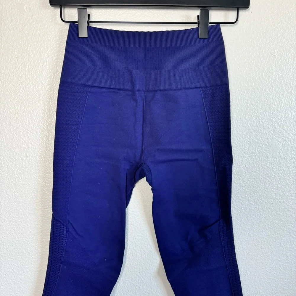 Lululemon Flow & Go Tight Hero Blue Size 4